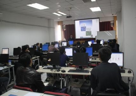 南寧嵌入式工程師培訓(xùn) 掌握單片機(jī)與辦公軟件開(kāi)發(fā)精髓